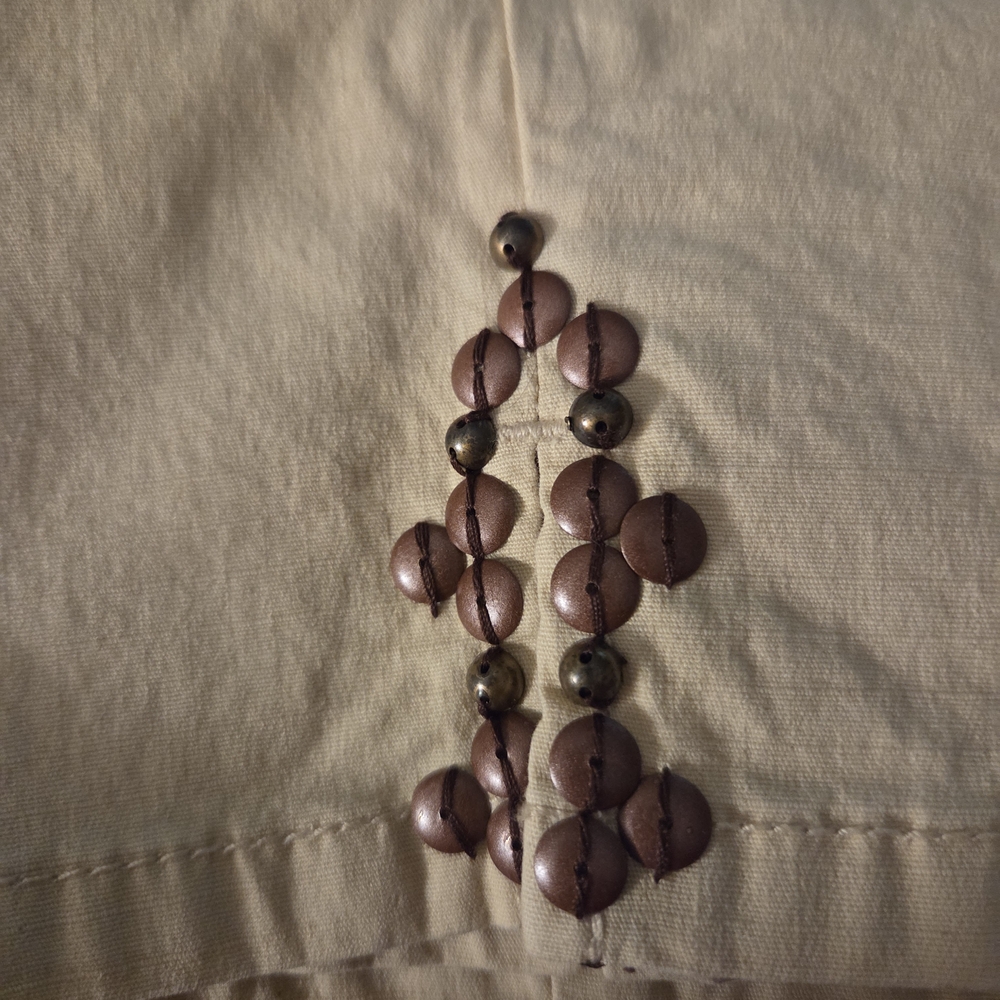 Ruby Rd. Beige Capris - Picture 3 of 5